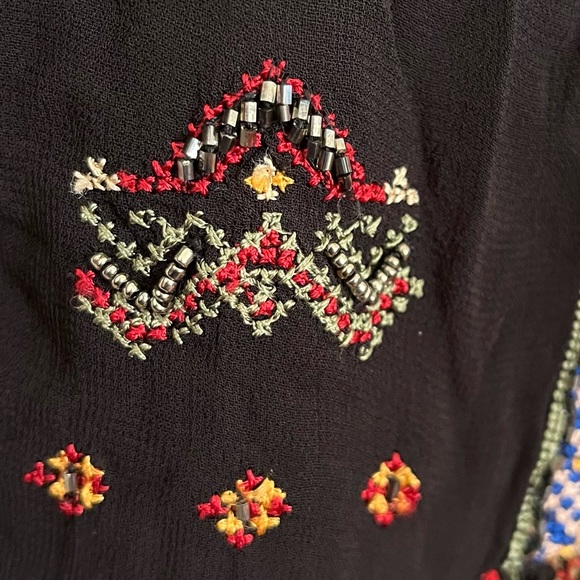 Akemi Kin Embroidered Beaded Boho Tunic Dress - Picture 11 of 16